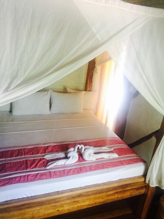 Le Petit Gili Hotel Джили Трауанган Екстериор снимка